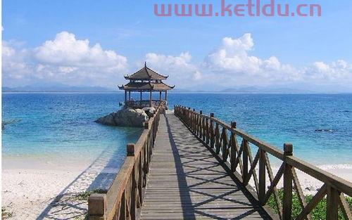 海南带爸妈游玩攻略 什么景点适合老人 (海南带老人旅游攻略需要多少钱)